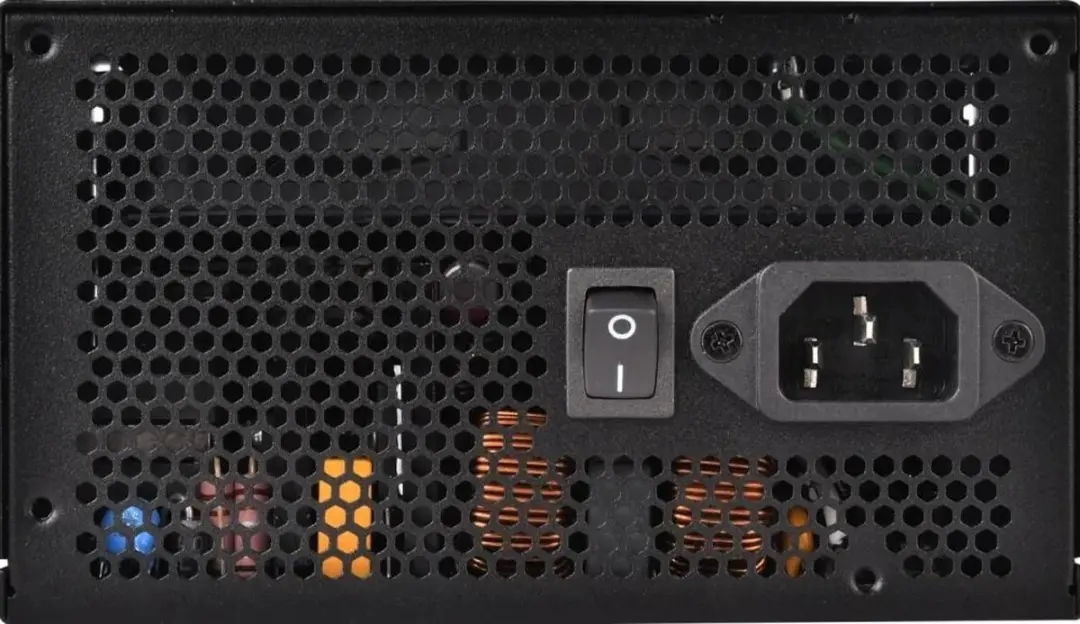 SilverStone DA750R-GM Voeding 750W - 80 Plus Gold - Modulair - Zwart