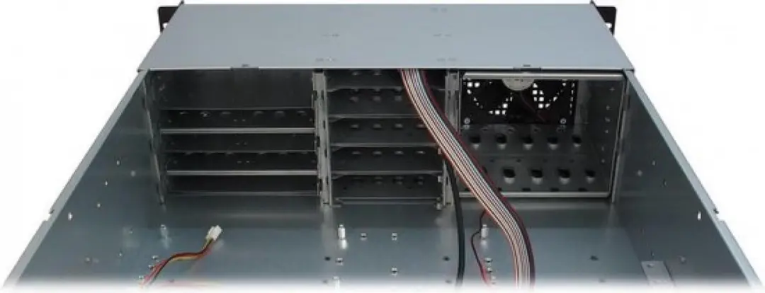 Inter-Tech IPC 3U-30248 Computerbehuizing 3U - 14x 2.5" 12x 3.5" 6x 5.25"