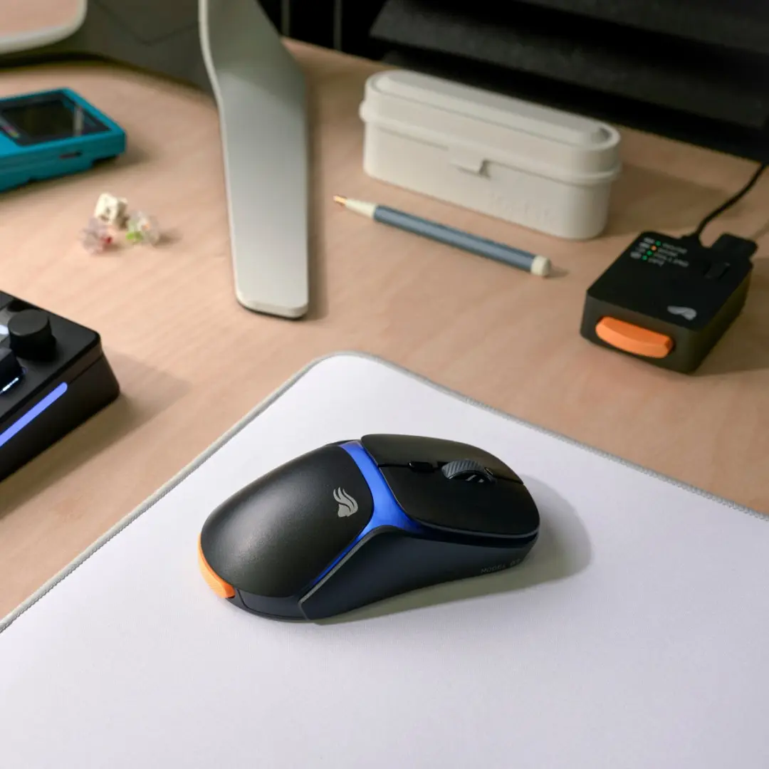 Glorious Gaming Model O3 GLO-O3-WL-BLK Gamingmuis - Zwart