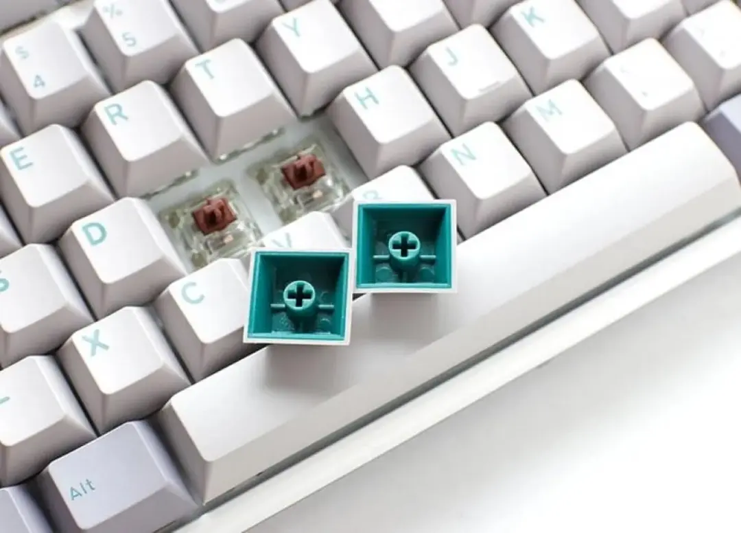 Ducky One 3 Mist HS MX Red RGB Toetsenbord - Zwart