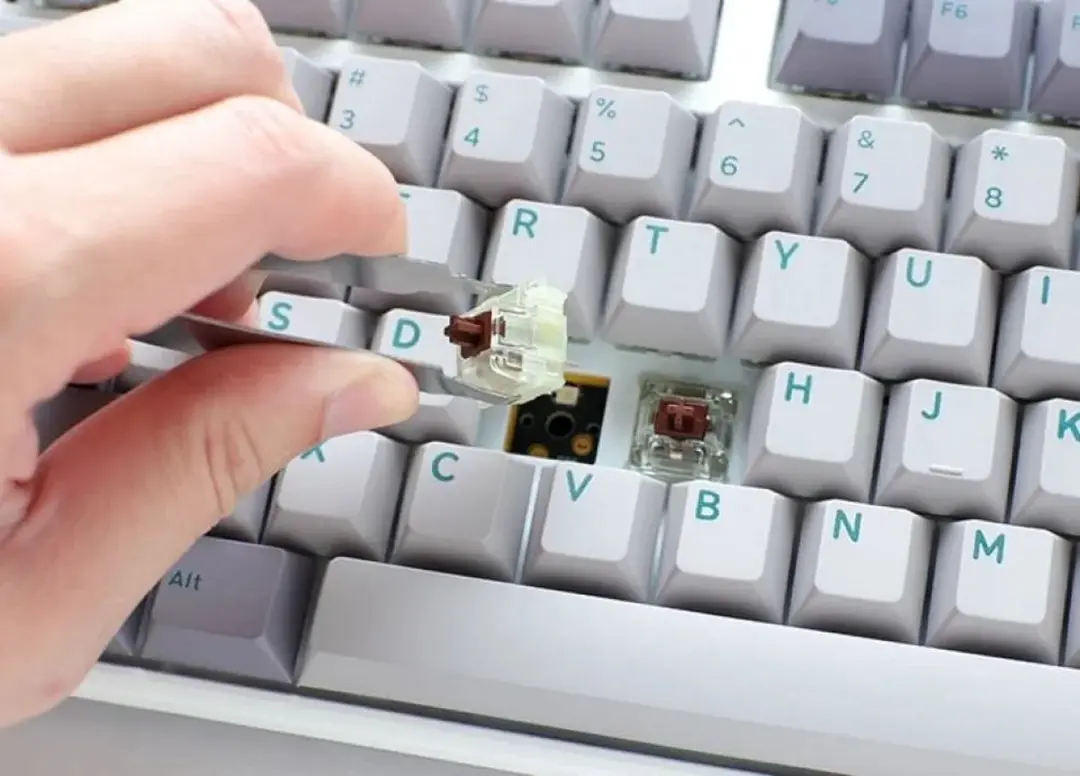 Ducky One 3 Mist HS MX Red RGB Toetsenbord - Zwart