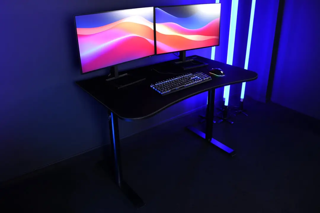 Arozzi Arena Klein Gaming Bureau - Muismat 114cm - Puur Zwart