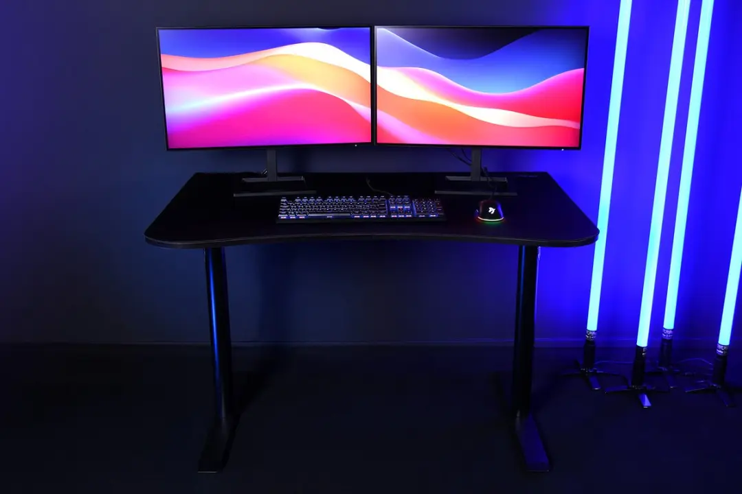 Arozzi Arena Klein Gaming Bureau - Muismat 114cm - Puur Zwart