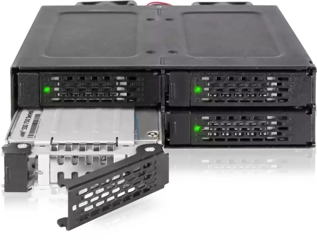 Icy Dock ToughArmor MB699VP-B V3 Behuizing - 2.5" - PCIe 4.0 - U.2/U.3 - Zwart