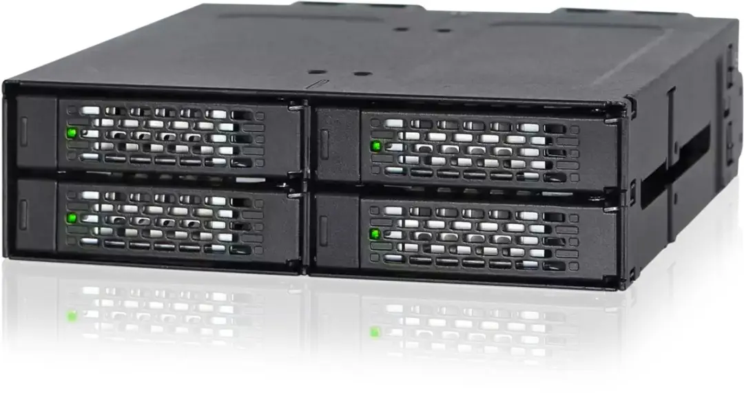 Icy Dock ToughArmor MB699VP-B V3 Behuizing - 2.5" - PCIe 4.0 - U.2/U.3 - Zwart