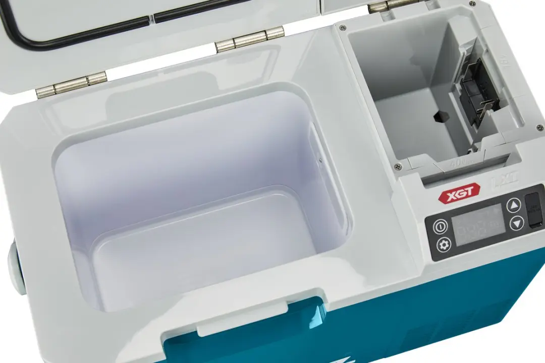 Makita CW003GZ Vries-/koelbox 7L - 12V/230V Blauw/Wit - afbeelding 6 van 6