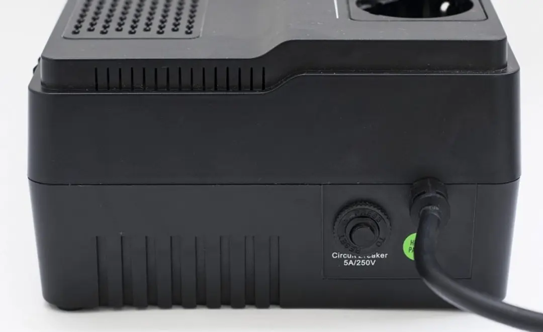 APC BV800I-GR UPS - 450W - 4 Stopcontacten - Zwart