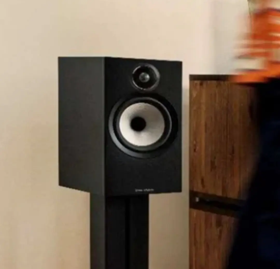 Bowers & Wilkins 606 S3 Boekenplankluidspreker - Zwart - afbeelding 2 van 6