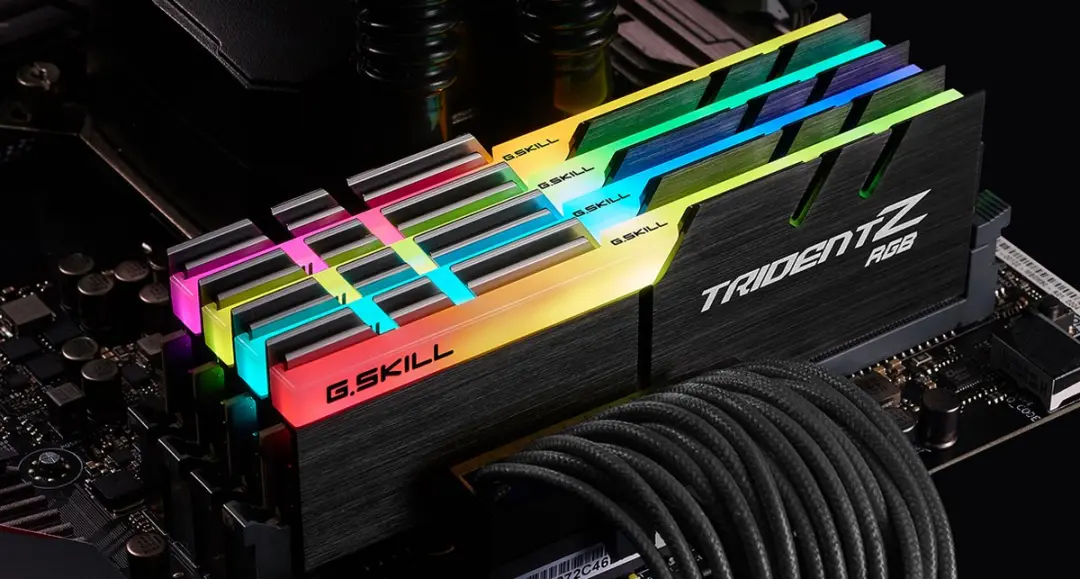 G.Skill Trident Z RGB F4-3600C16Q-32GTZRC DDR4 - 32GB (4x8GB) 3600MHz
