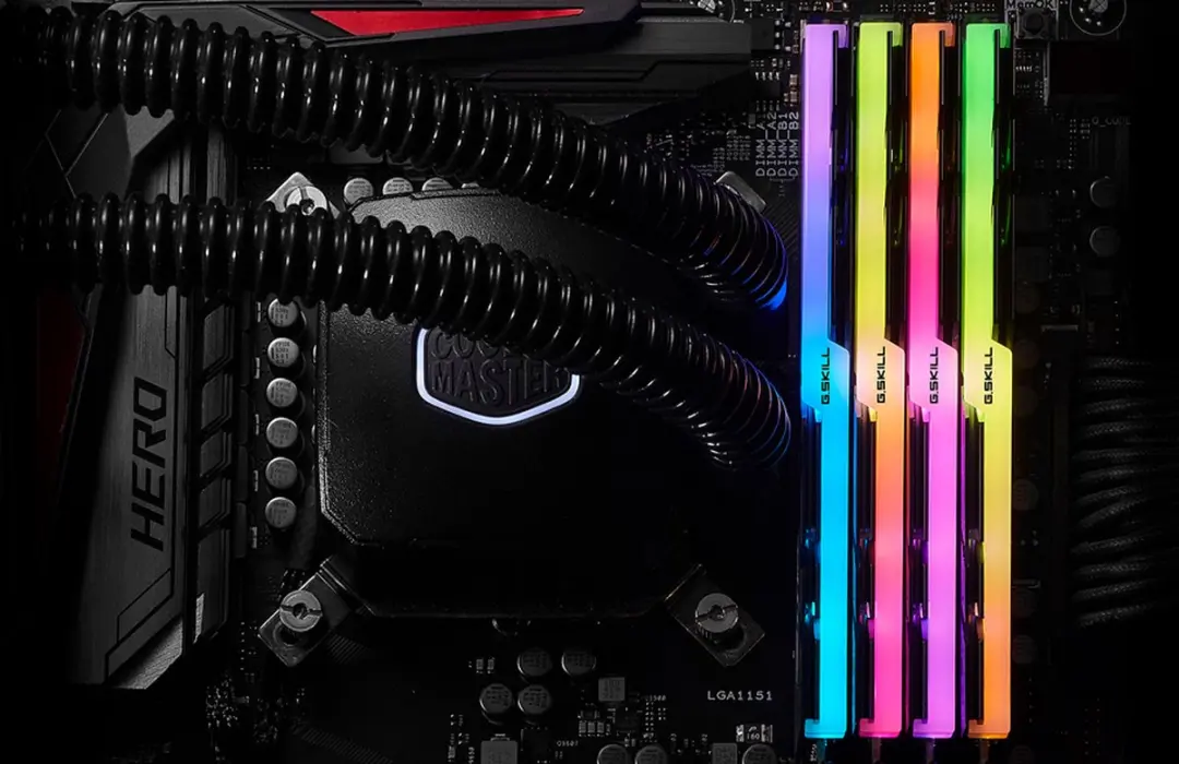 G.Skill Trident Z RGB F4-3600C16Q-32GTZRC DDR4 - 32GB (4x8GB) 3600MHz