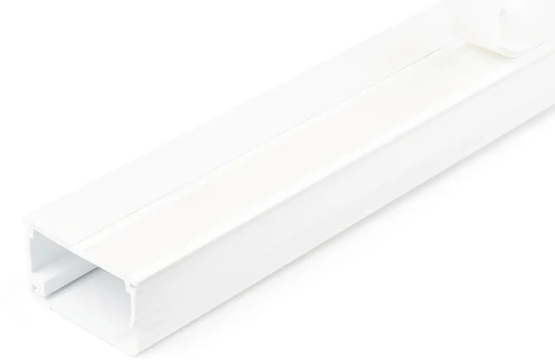 Startech Zelfklevende PVC Kabelgoot 45x27mm - Wit
