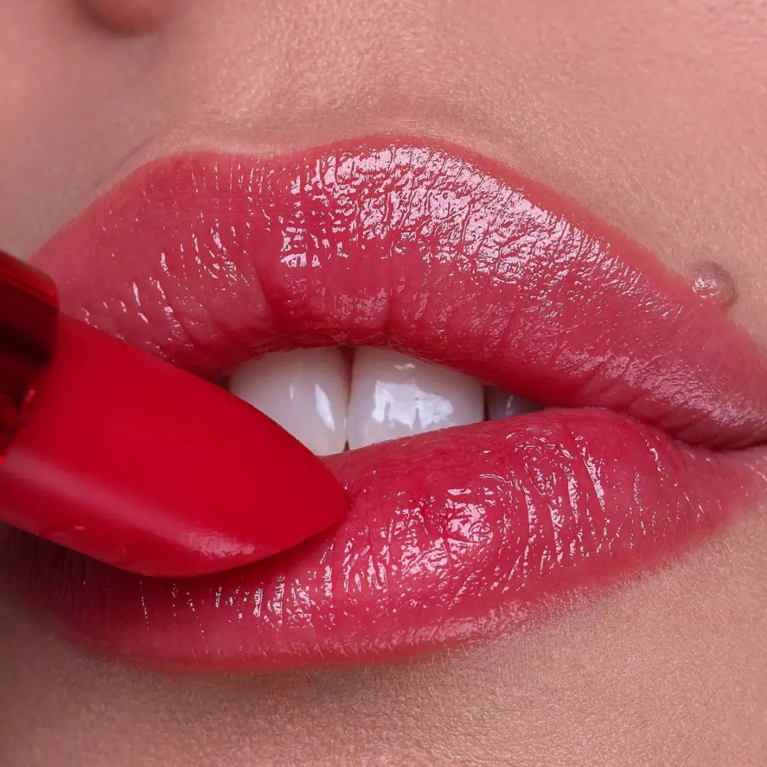 Catrice Wild Hibiscus Glow Lippenbalsem 3.5g - 10 Hawaiian Blossom Glow