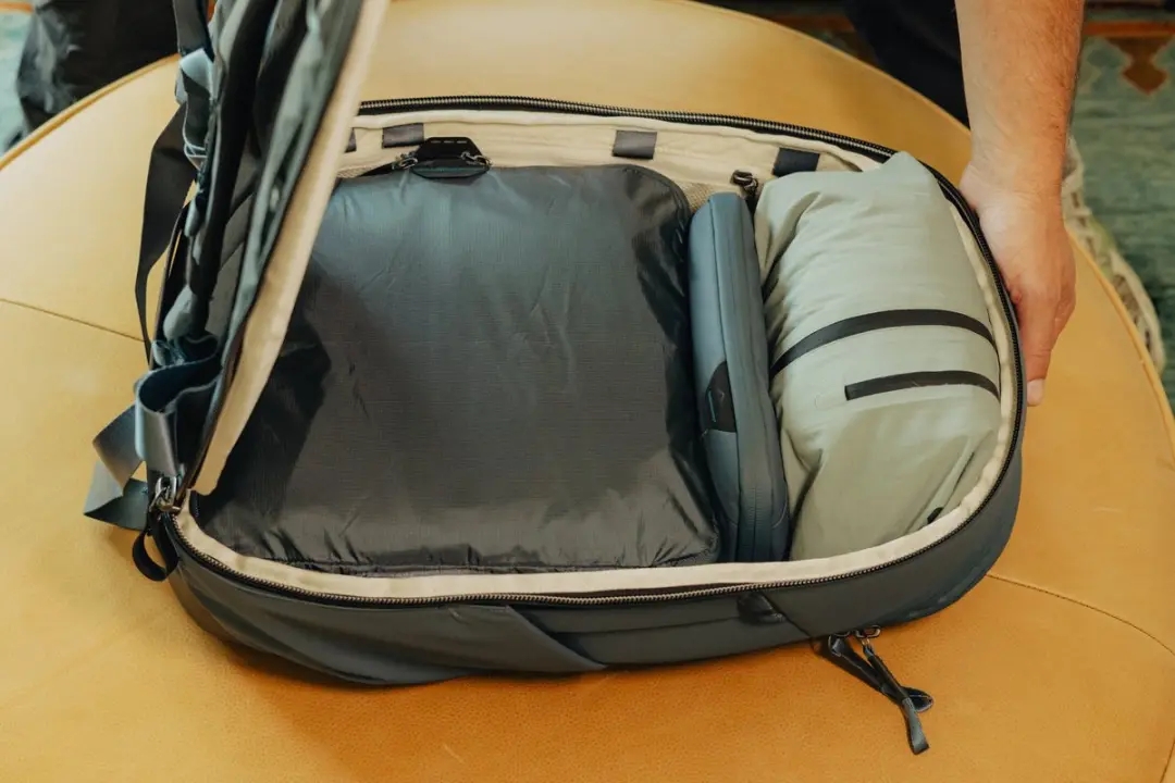Peak Design Travel Backpack 30L - Ocean - afbeelding 6 van 6