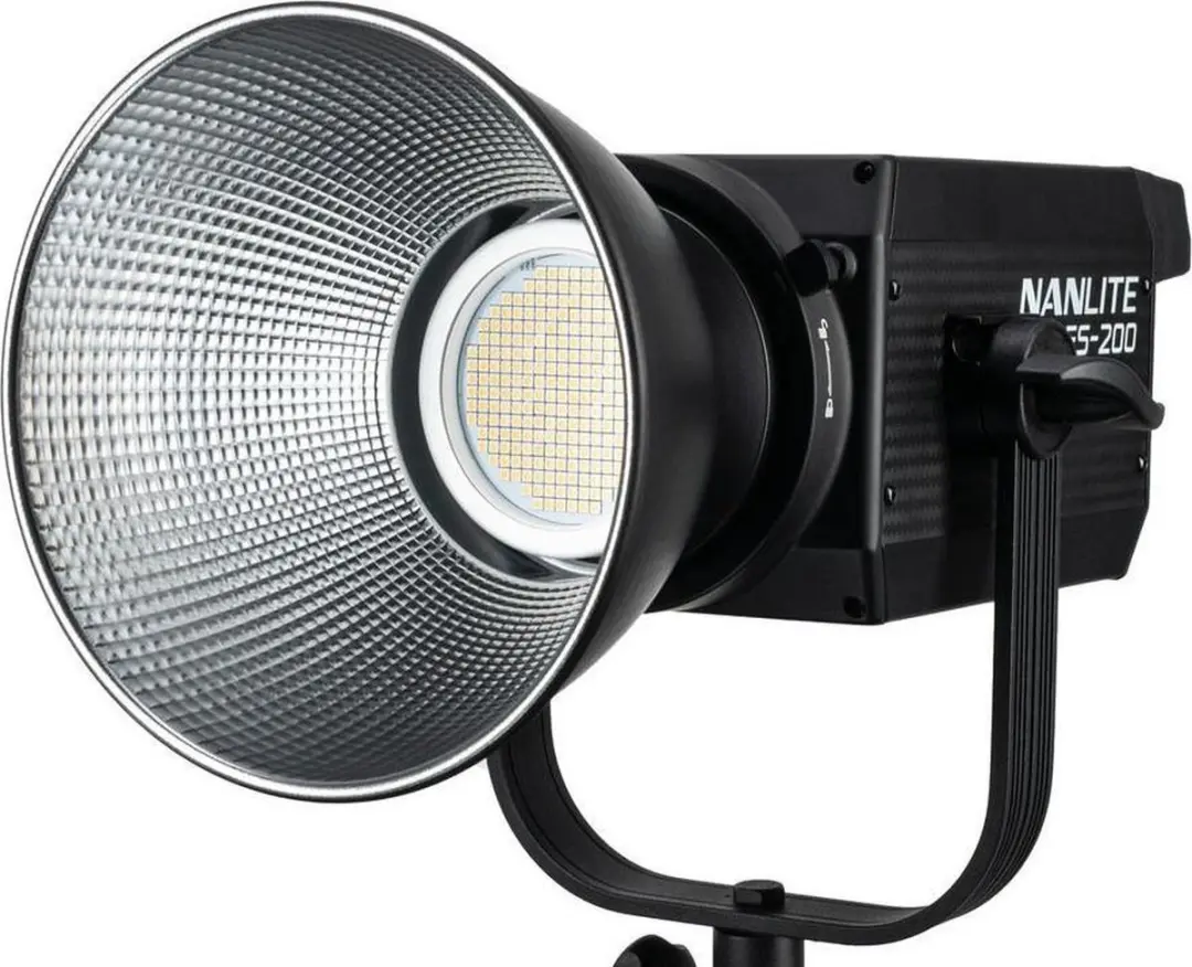 Nanlite FS 200 LED Spot Light NL-FS200