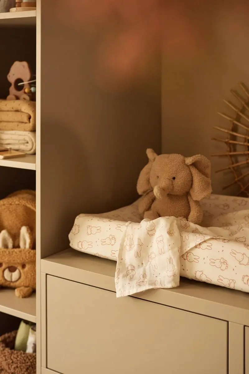 Jollein Aankleedkussenhoes Miffy Moments Light Terra 50x70cm - Orange