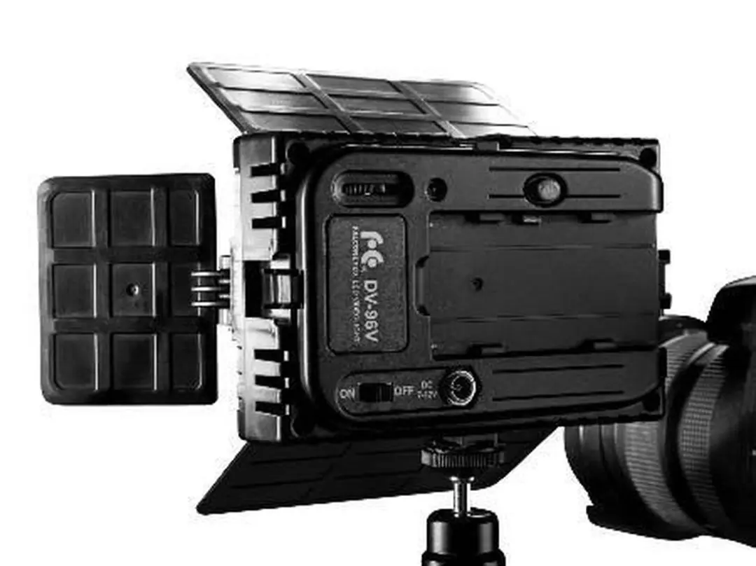 Falcon Eyes DV-96V-K2 LED Lamp Set - 96 LED - 6W - Zwart