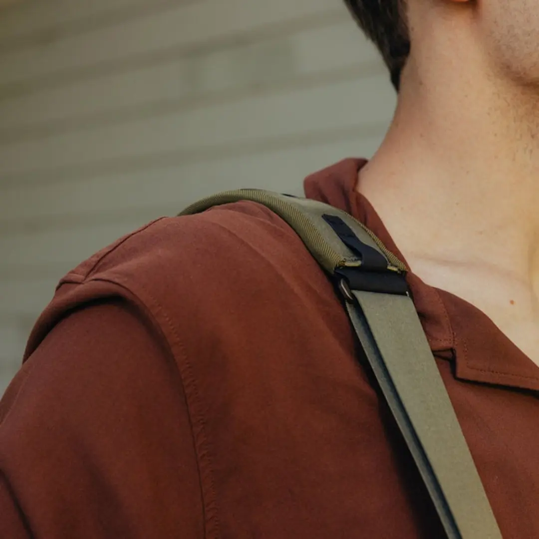 Peak Design Everyday Messenger 13L - Olijfgroen