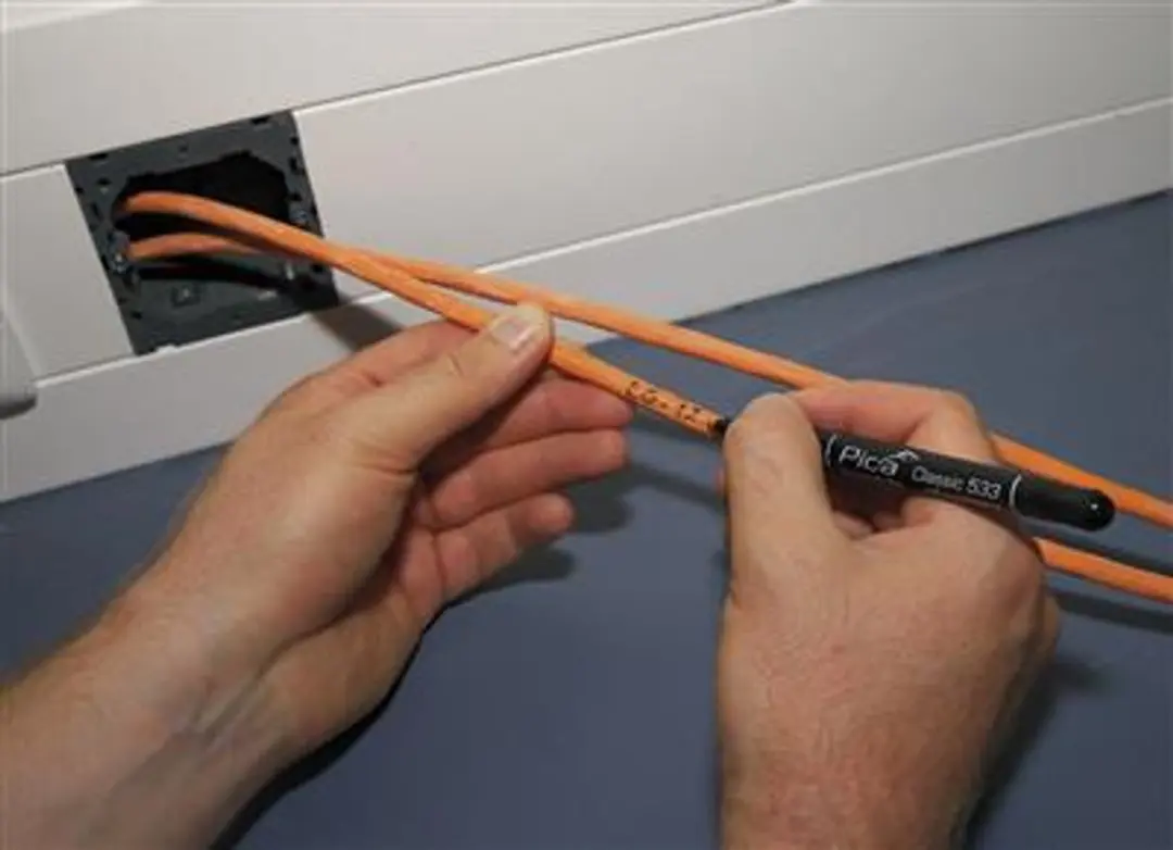 Pica 533/46 Permanent Pen 0,7mm - Zwart