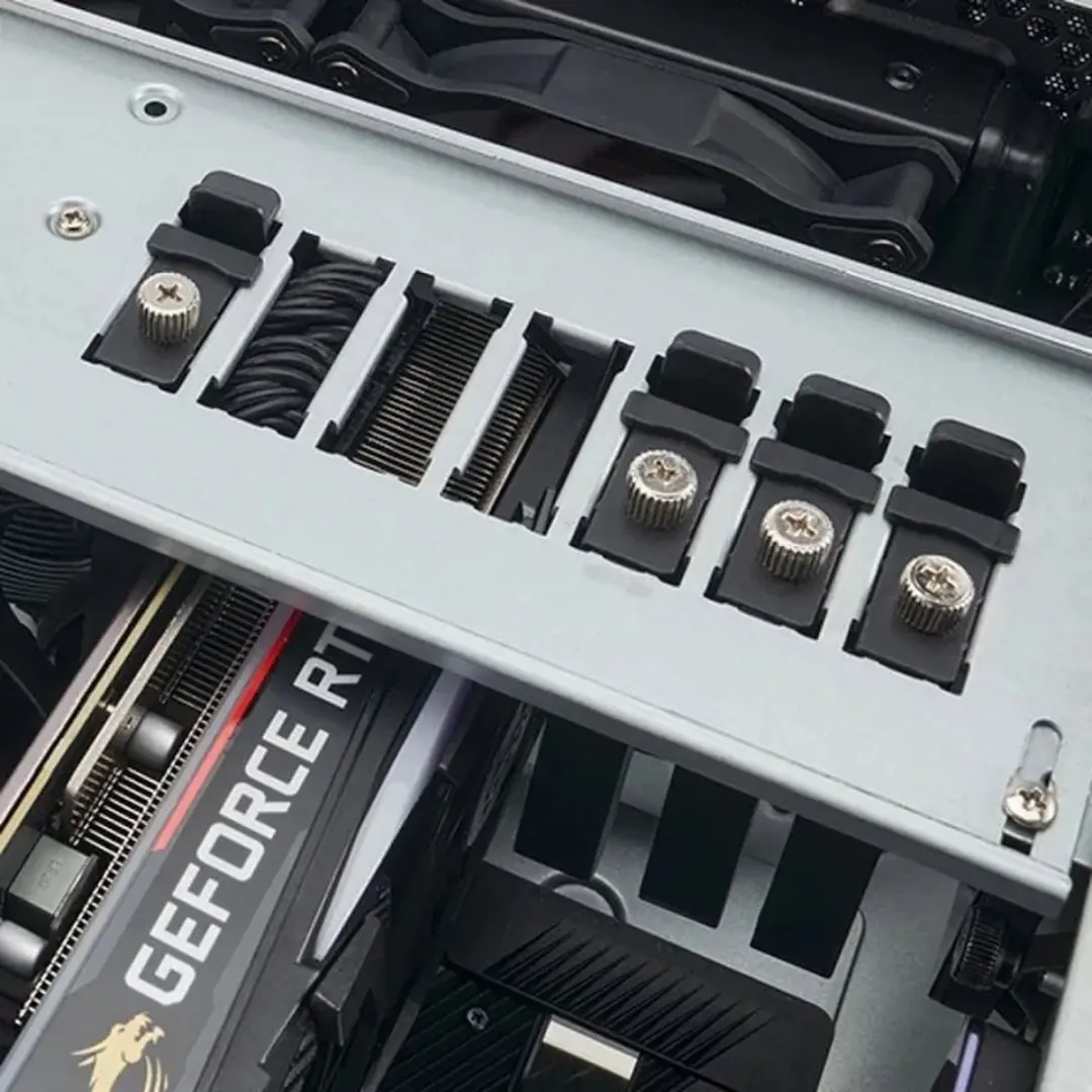 SilverStone SST-RM44 Computerbehuizing - Zwart