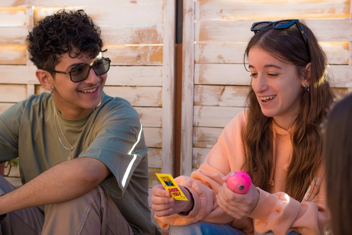 Jumbo Party & Co - Shock You - Partyspel Nederlandstalig