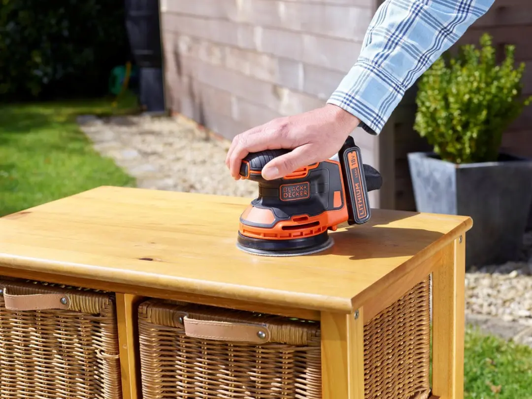 BLACK+DECKER BDCROS18-QW Excentrische Schuurmachine 18V - 1500mAh