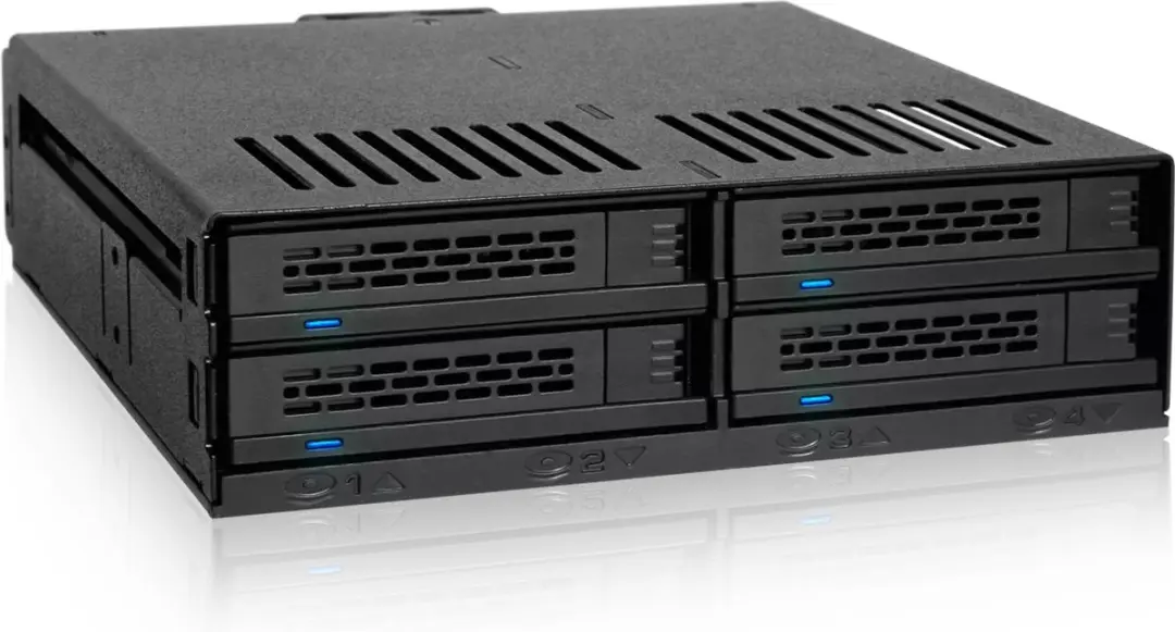 Icy Dock MB324SP-B Disk Array