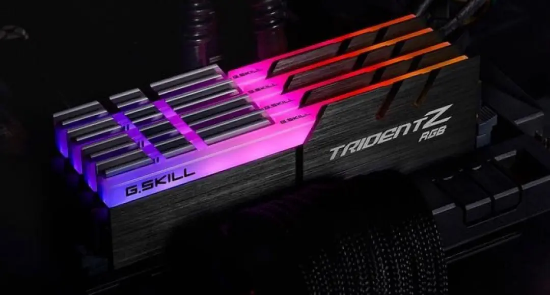 G.Skill Trident Z RGB F4-3200C16Q-32GTZRX DDR4 Geheugen - 32GB (4x8GB) - Zwart