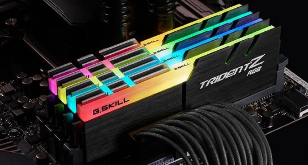 G.Skill Trident Z RGB F4-3200C16Q-32GTZRX DDR4 Geheugen - 32GB (4x8GB) - Zwart