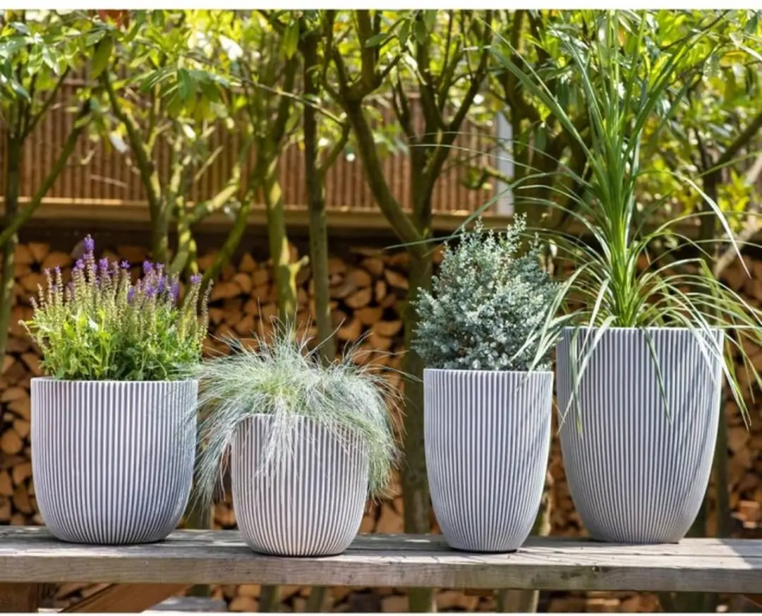 Capi Europe Groove NL Bloempot 25L - Ivoor