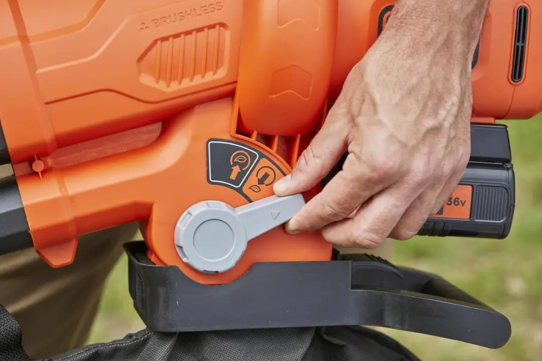 BLACK+DECKER BCBLV3625L1-QW 36V Bladblazer - 270 km/h - 72L
