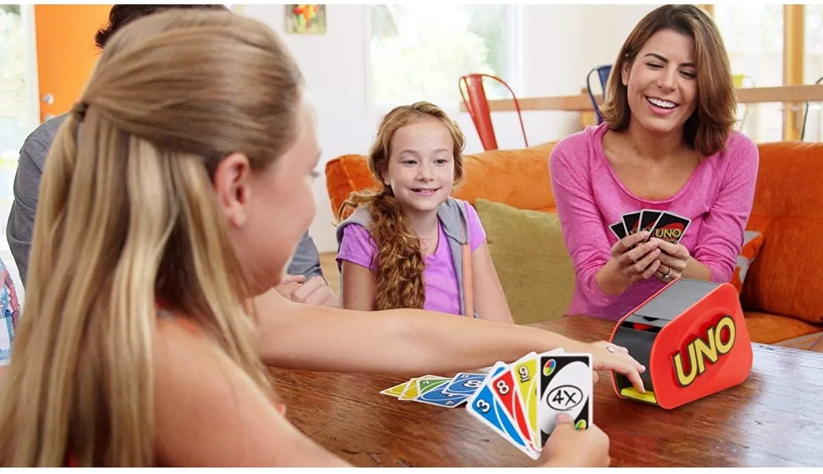 Mattel Games UNO Extreme - vernieuwde versie