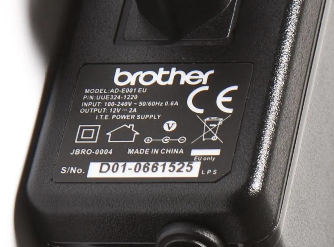 Brother ADE001EU Netvoeding voor labelprinter