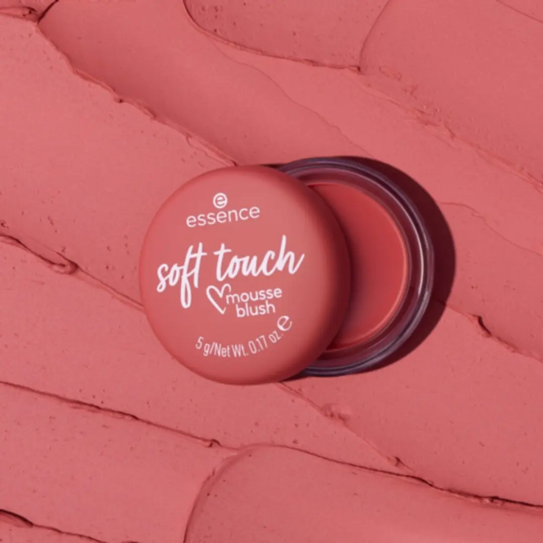 Essence Soft Touch Mousse Blush Blushing Berry - 5g