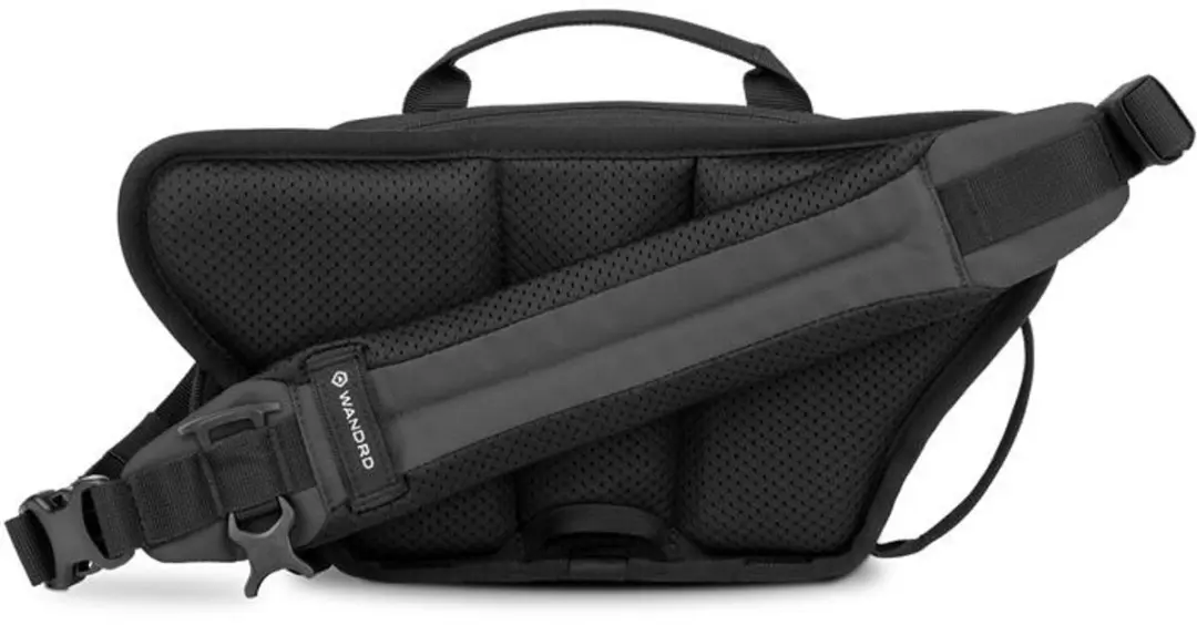 Wandrd Rogue Sling 4L - Zwart