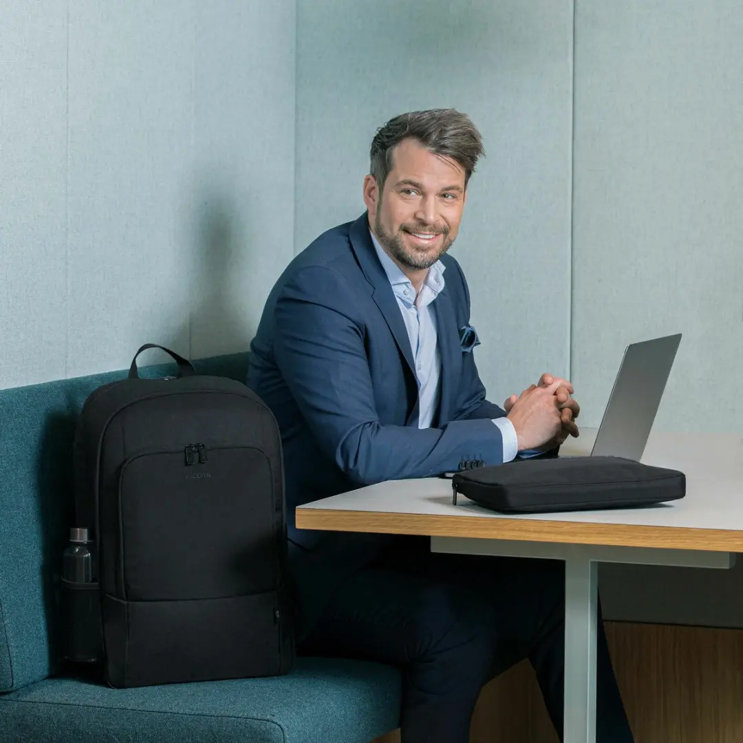 Dicota D30914-RPET Laptoptrolley 20L - 14 inch - Zwart