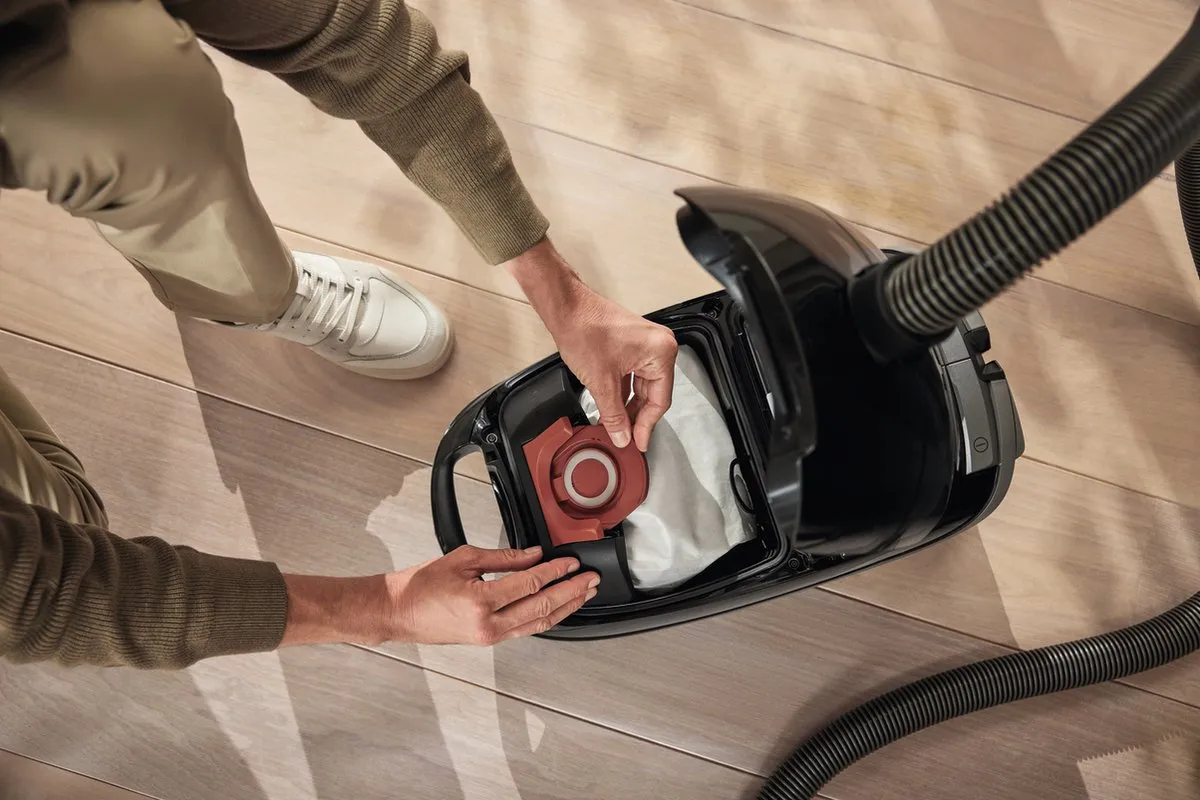 Miele Guard M1 12558440 Stofzuiger - 890W - Sunsetgeel