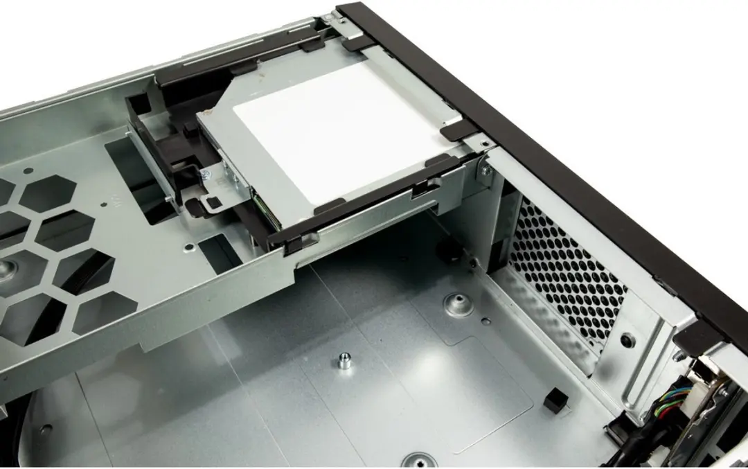 Intertech S-331 Desktop Behuizing - 2x 2.5" 1x 3.5" 1x 5.25" - Zwart