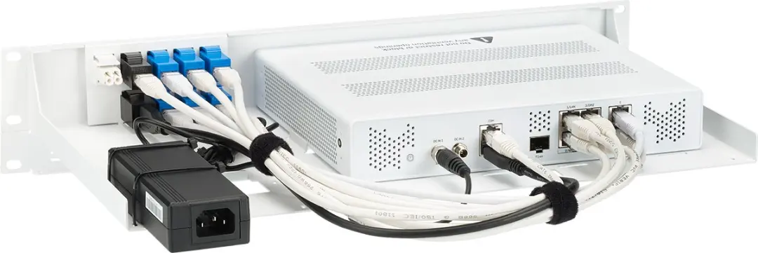 Rackmount.IT RM-SR-T15 Firewall Rekmontage - Wit - afbeelding 2 van 3