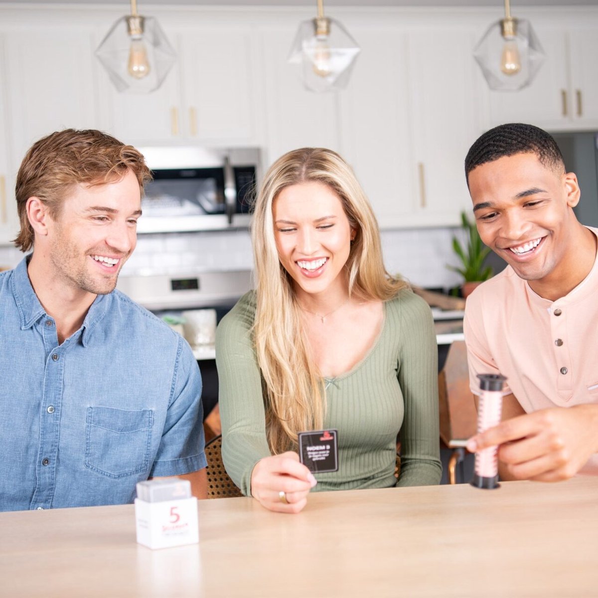 Goliath 5 seconds 18+ - Partyspel - Kaartspel - Raadspel