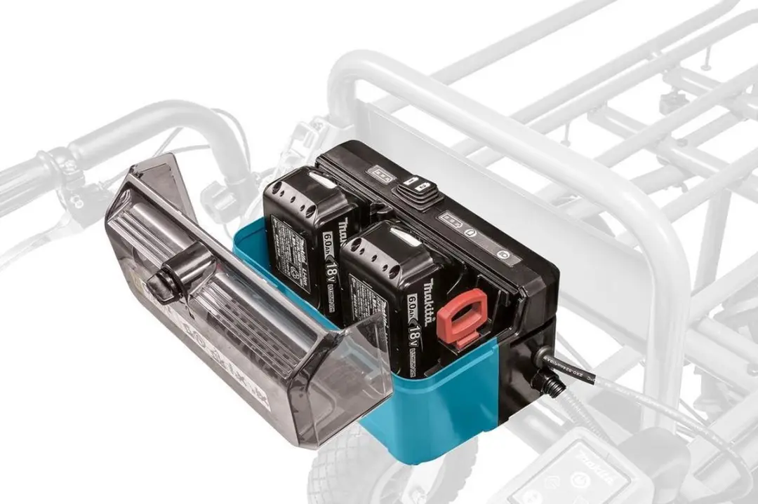 Makita DCU 180 Z Kruiwagen 18V - 130L - Blauw