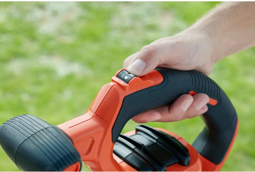 BLACK+DECKER BEBLV300SB-QS Bladblazer 3000W - 404 km/u