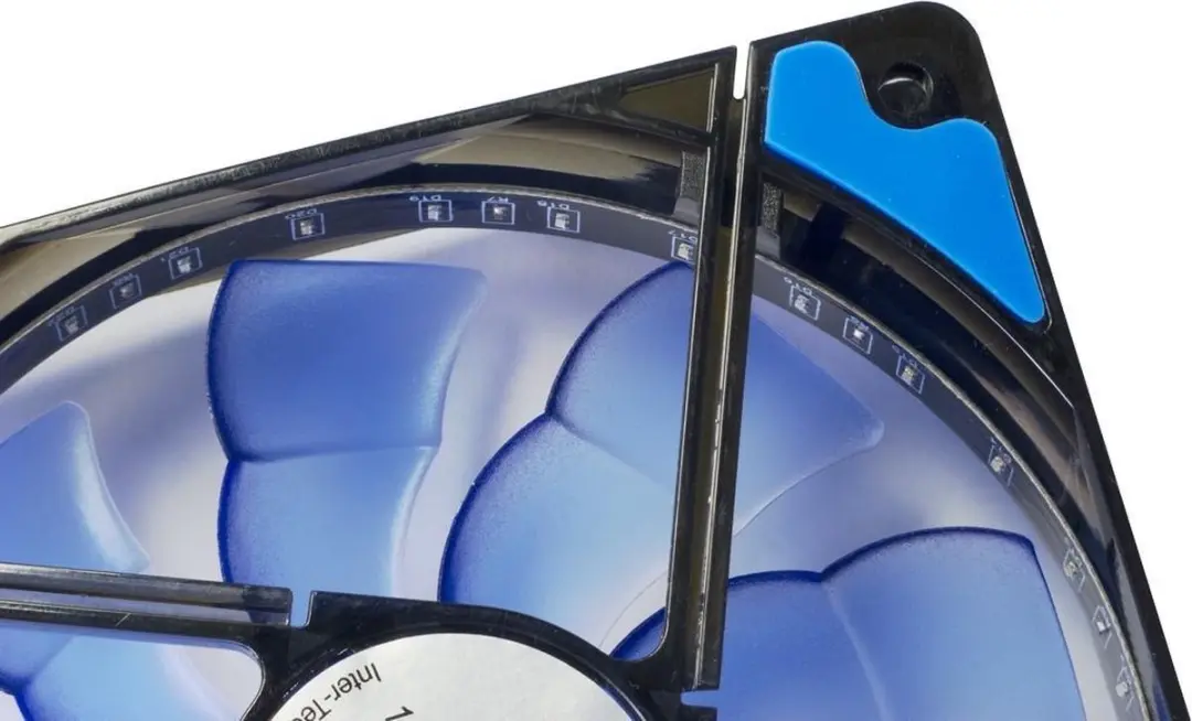 Intertech L-12025 Ventilator 12cm - Zwart/Blauw