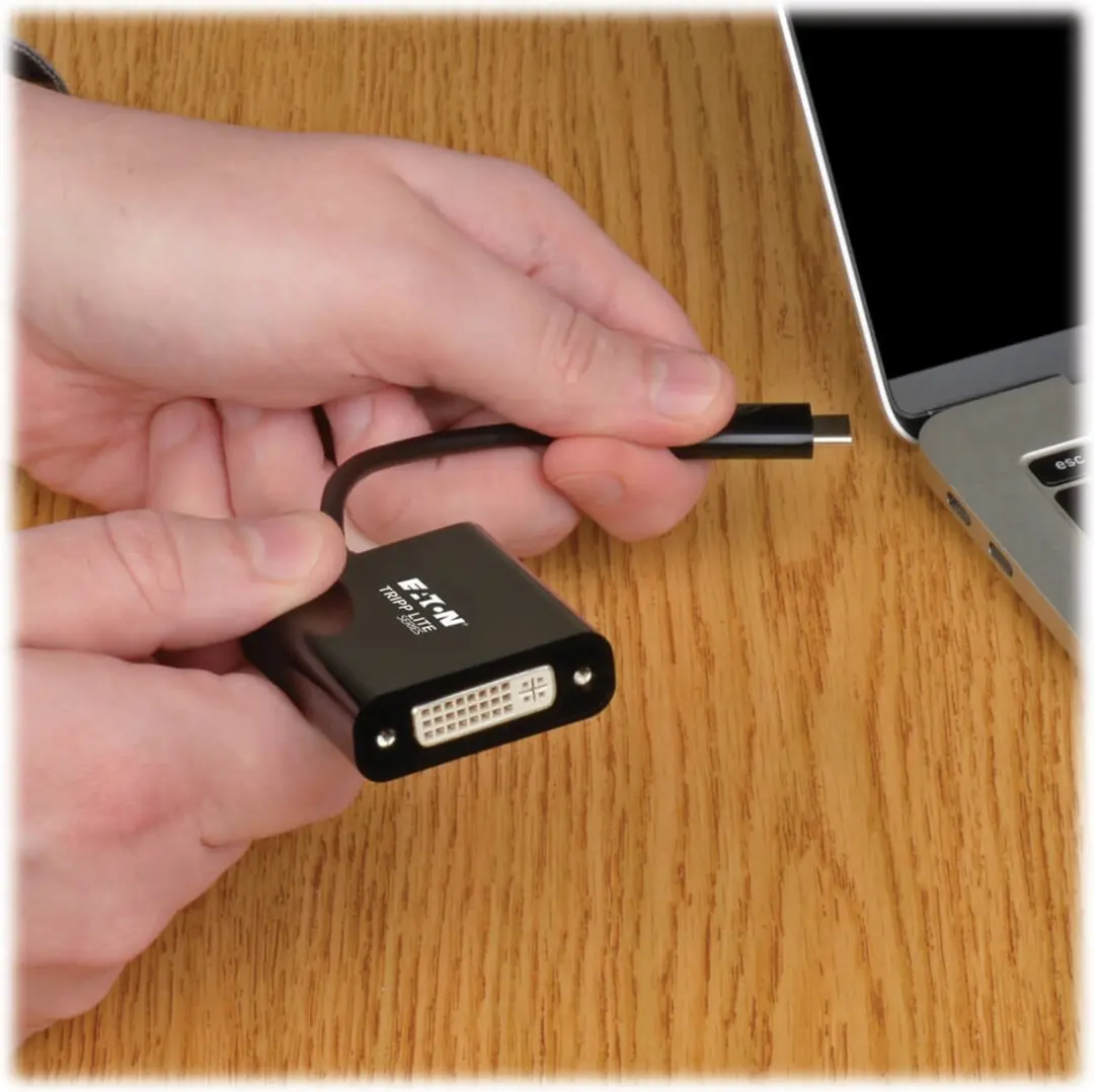 Tripp Lite U444-06N-DVIBAM USB-C naar DVI-D Kabel - 0,15m - Zwart