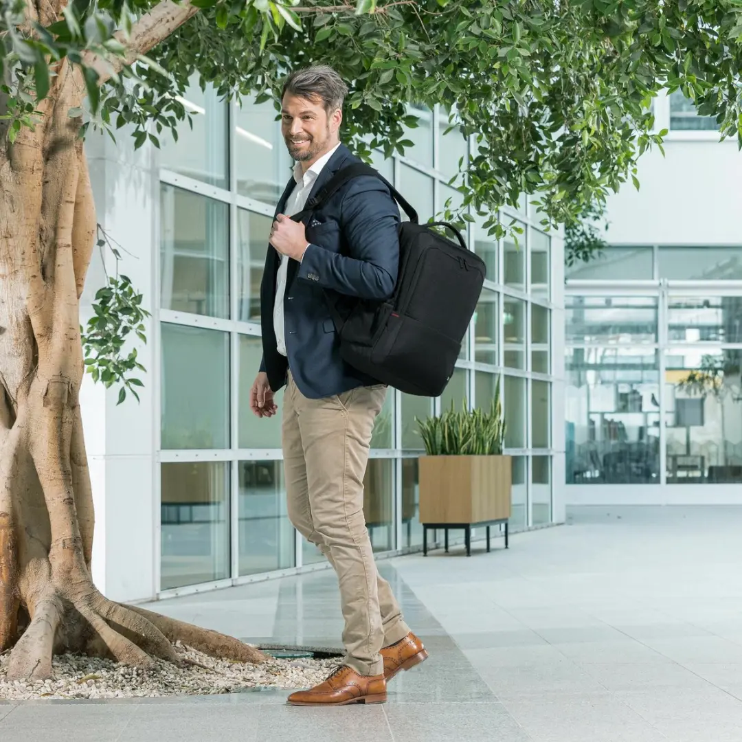 Dicota D31839-RPET Rugzak 15.6" - Zwart