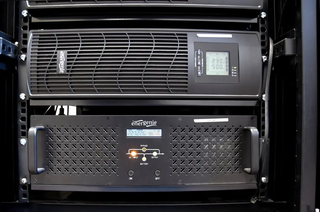 Energenie UPS-RACK-1500 UPS 1500VA - Zwart