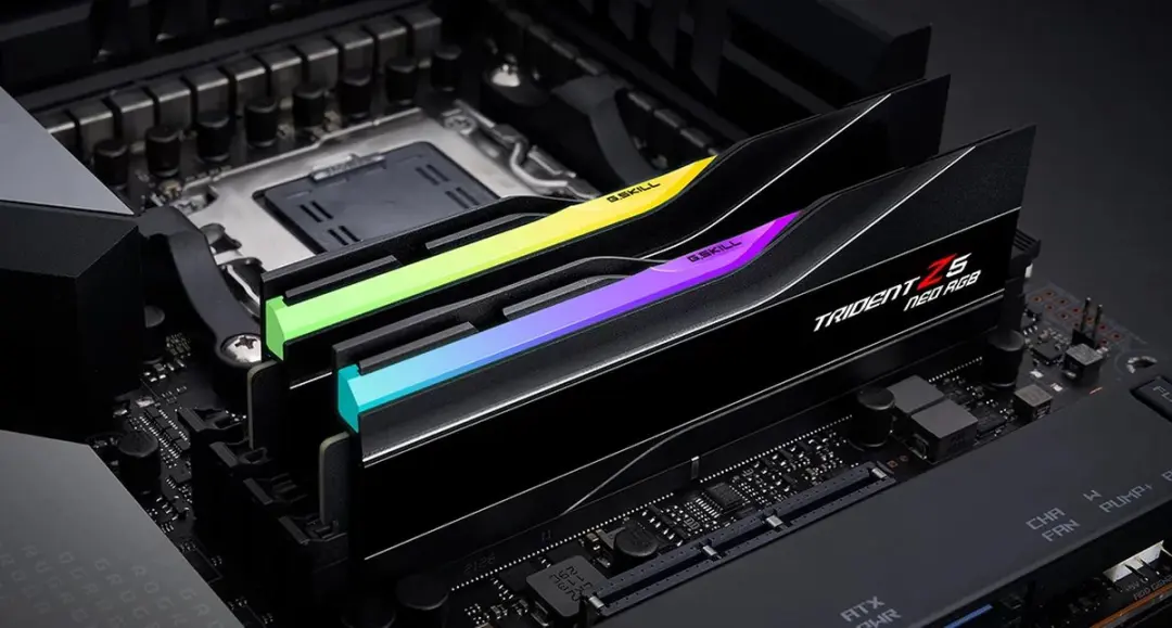 G.Skill Trident Z5 Neo RGB F5-6400J3239G16GX2-TZ5NR DDR5 Geheugen 32GB