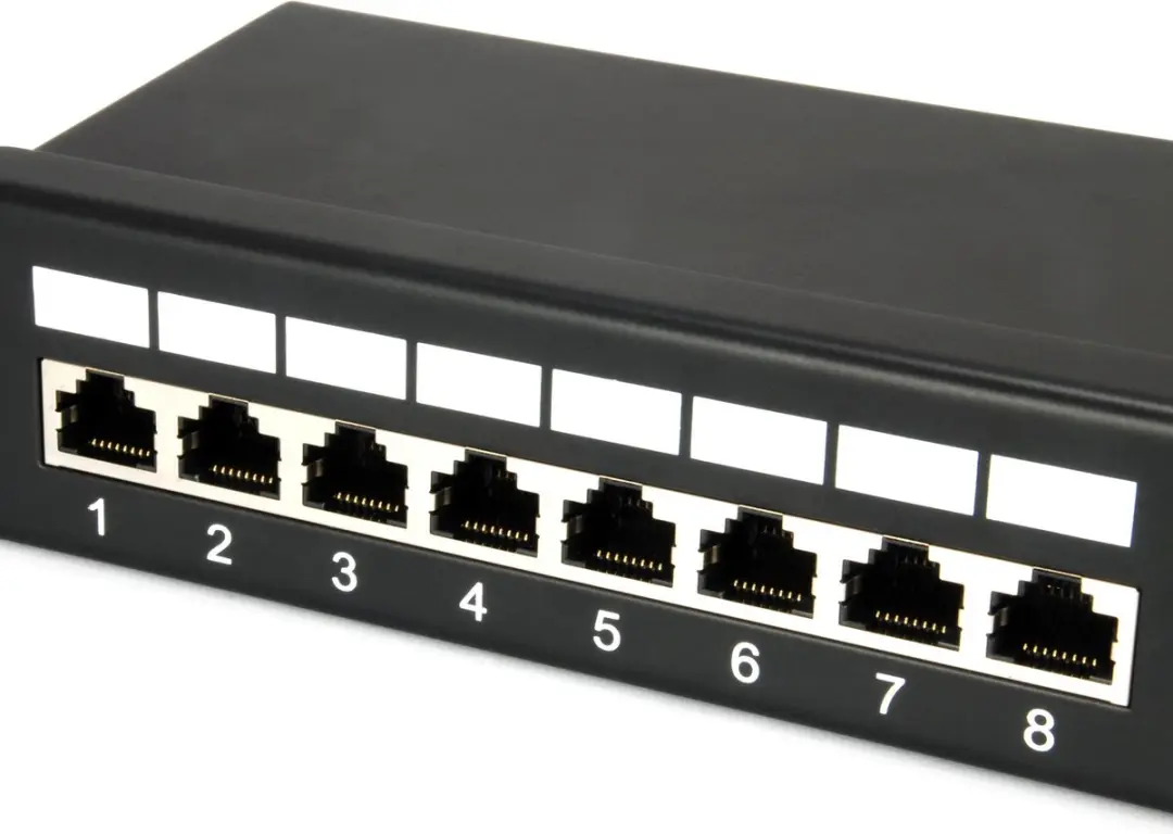 Equip Patchpanel 24x RJ45 Cat5e 19" 1HE - Zwart