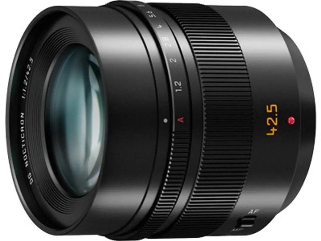 Panasonic Leica DG Nocticron 42,5mm F1.2 H-NS043E