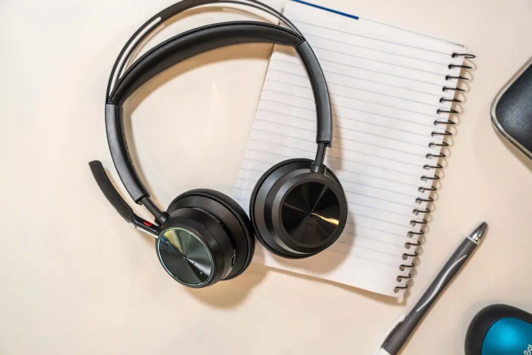 HP Poly Voyager Focus 2 Headset - Noise Cancelling - Zwart