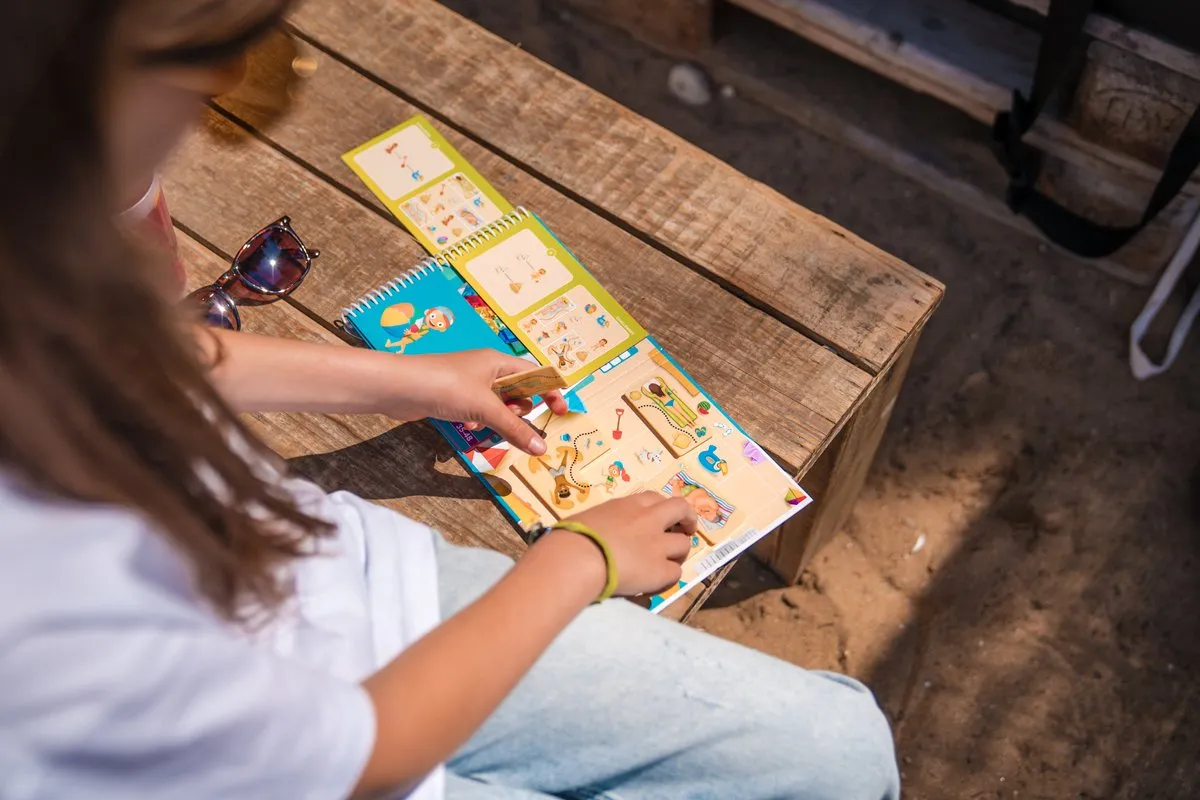 SmartGames Puzzle Beach SGT 300 Magnetische Denkpuzzel - 48 Uitdagingen
